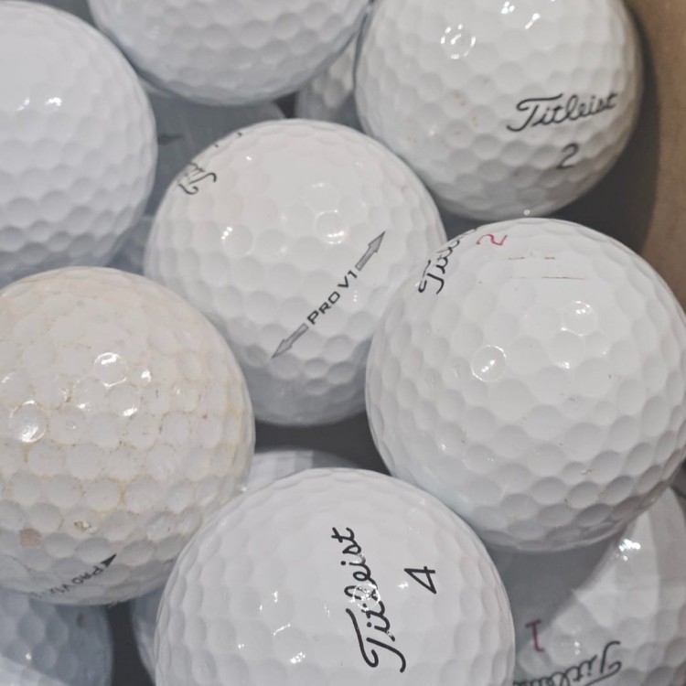 Używane piłki golfowe Titleist Prov1 / Prov1x - białe LAKEBALLS kat. C