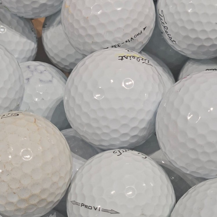 Używane piłki golfowe Titleist Prov1 / Prov1x - białe LAKEBALLS kat. C