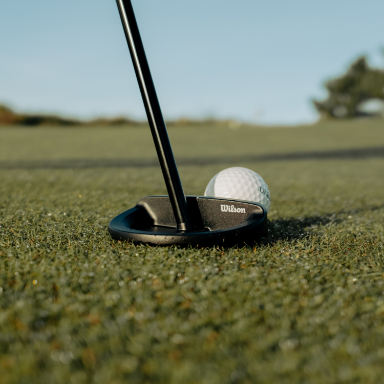 Putter Zero Torque Wilson INTINITE Lakeview - widok za piłką