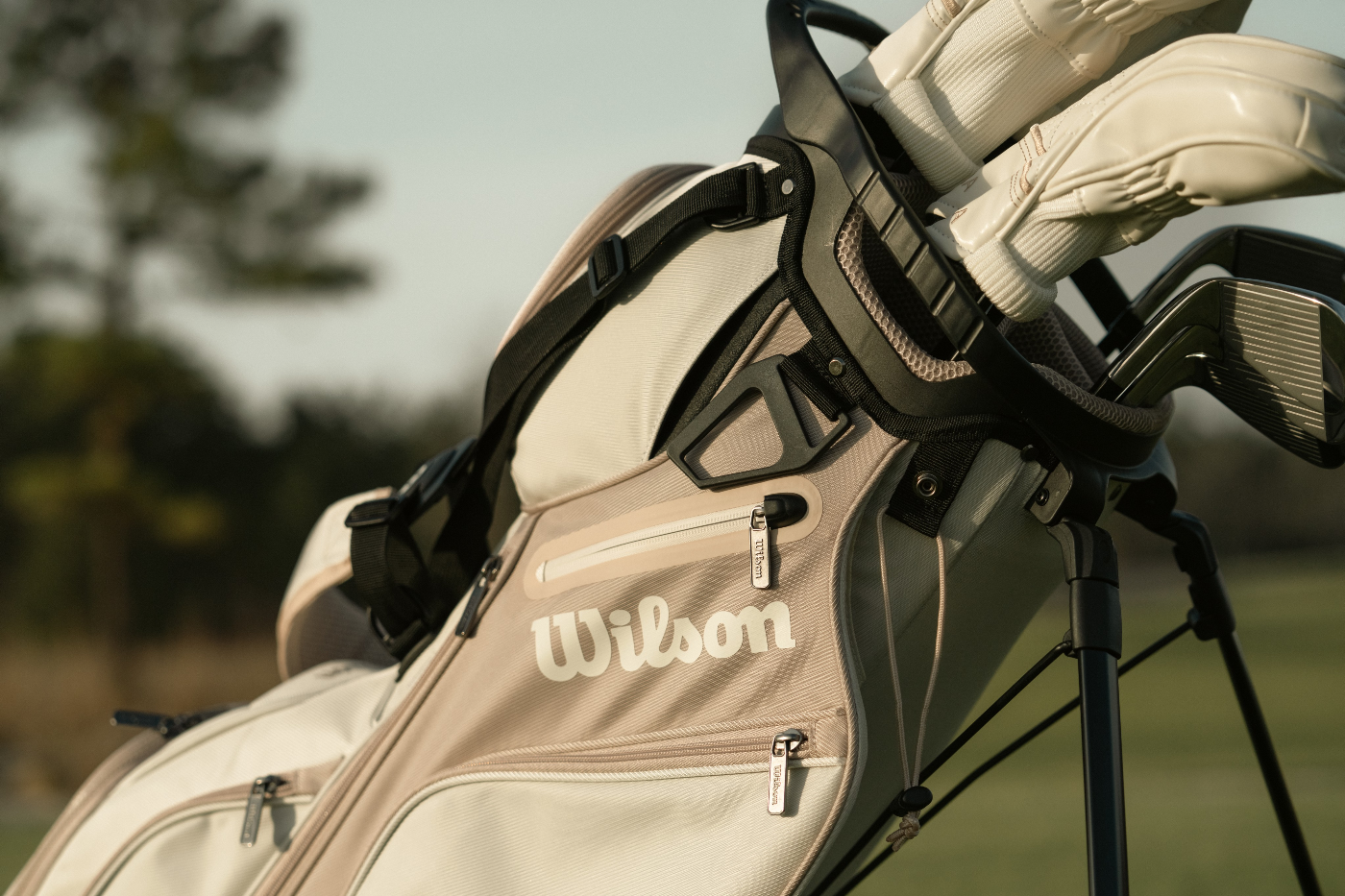 Wilson AURORA - torba na nóżkach stand bag